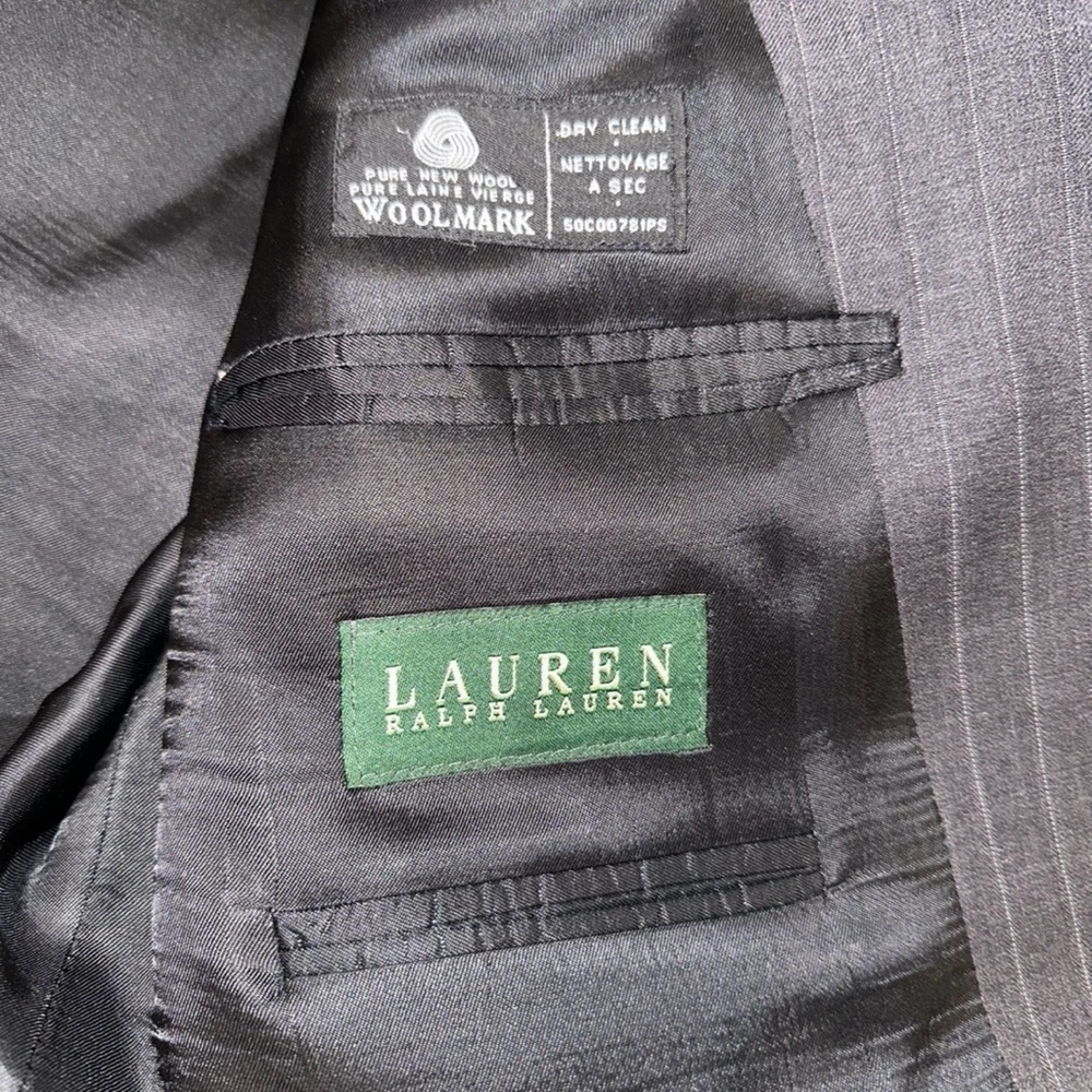 Ralph Lauren LRL 2-Pc Suit Pure Wool Made in Canada Grey Striped 44L / 38x30 - Picture 2 of 16